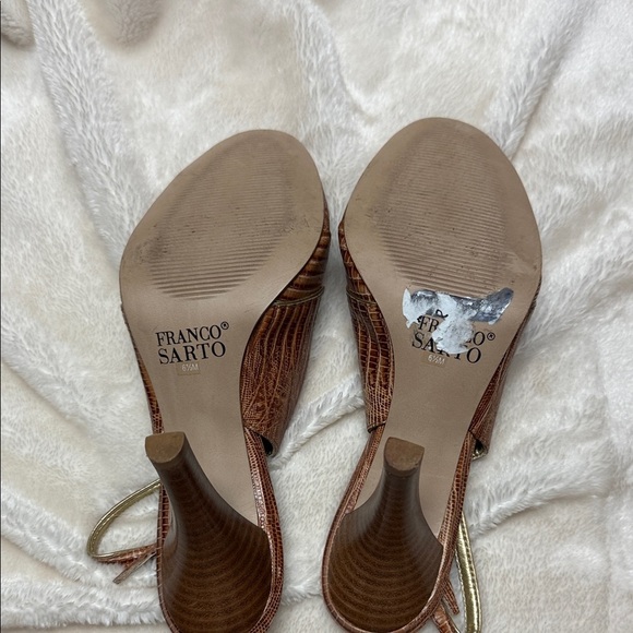Franco Sarto Textured Brown Slingback Heels - Picture 10 of 12